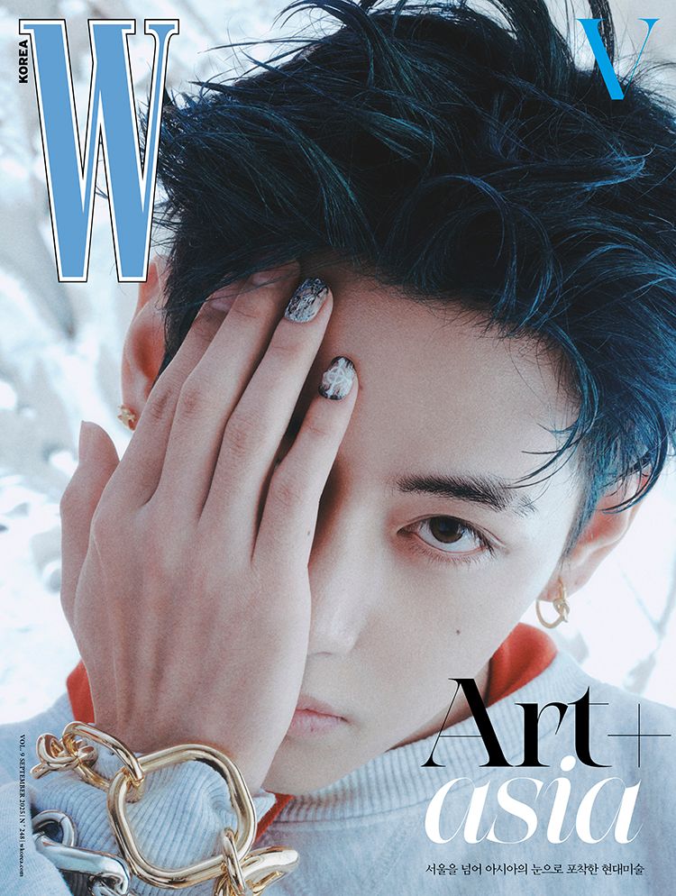 BTS V -  W Magazine Vol.9 [2025.09], Choose Item: F Type