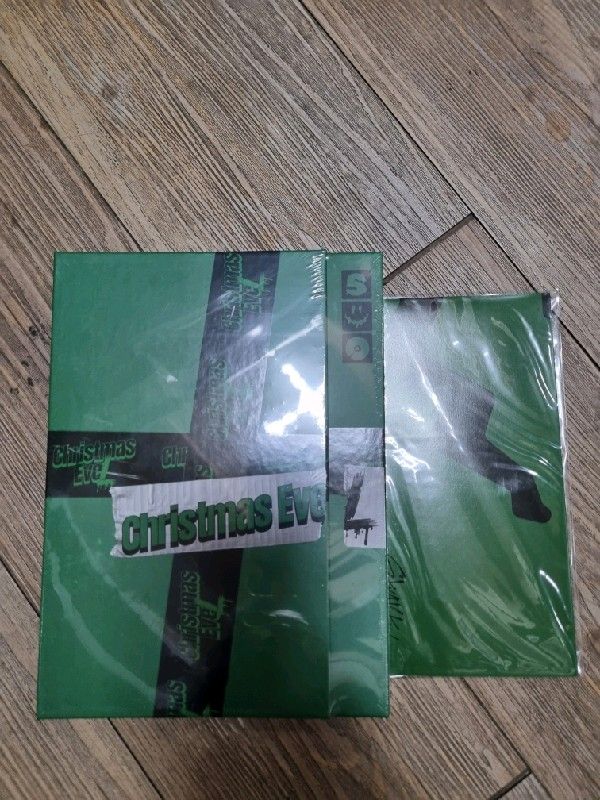 Stray Kids - Christmas EveL (Green) Stray Kids - Christmas EveL (Green)