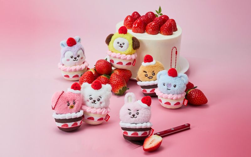 [1/2] BT21 STRAWBERRY PARTY