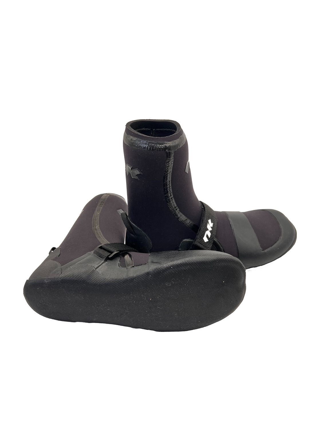 Neoprene shoes