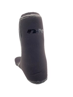 Neoprene socks