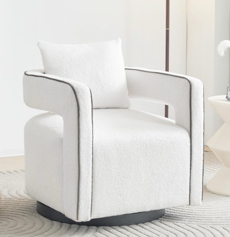 DESIGN SESSEL VON "MC STAR" DESIGN SESSEL VON "MC STAR"