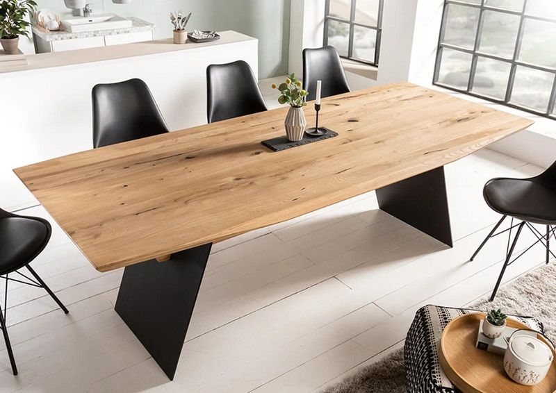 Esstisch Massivholz Eiche mit Schweizer Kante 220x100cm Esstisch Massivholz Eiche mit Schweizer Kante 220x100cm