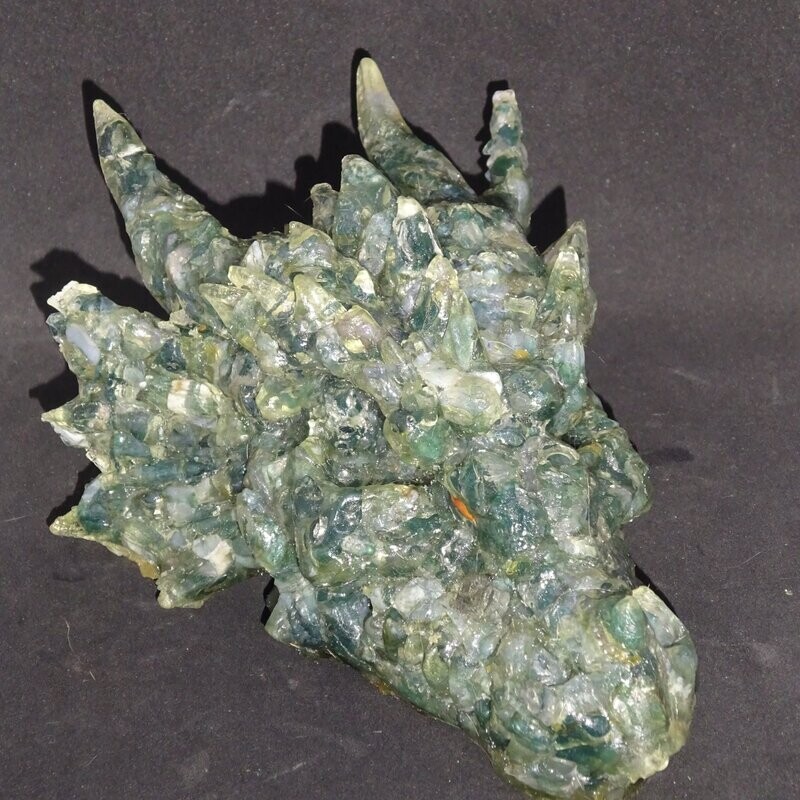 Drachenkopf aus der Neuen Zeit: Moosachat 3 Drachenkopf aus der Neuen Zeit: Moosachat 3