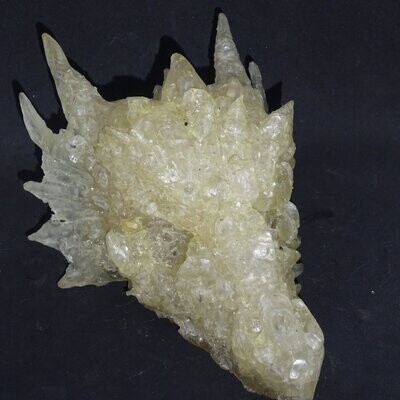 Drachenkopf aus der Neuen Zeit: Bergkristall 1