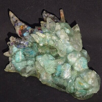 Drachenkopf aus der Neuen Zeit: Amazonit & Kristall Mix