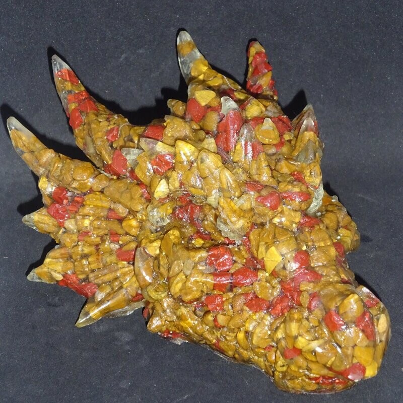 Drachenkopf aus der Neuen Zeit: Jaspis, Rot & Gelb 1 Drachenkopf aus der Neuen Zeit: Jaspis, Rot & Gelb 1