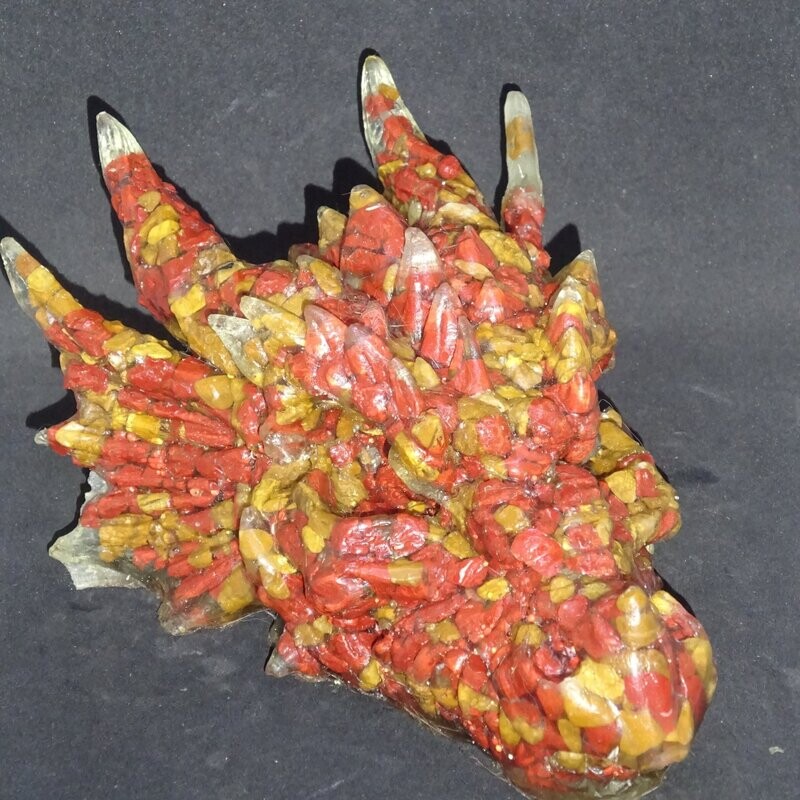 Drachenkopf aus der Neuen Zeit: Jaspis, rot & gelb 3 Drachenkopf aus der Neuen Zeit: Jaspis, rot & gelb 3