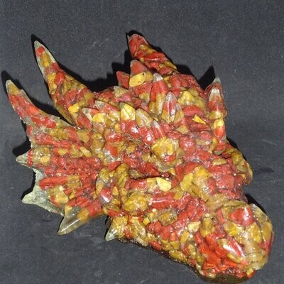 Drachenkopf aus der Neuen Zeit: Jaspis, gelb & rot