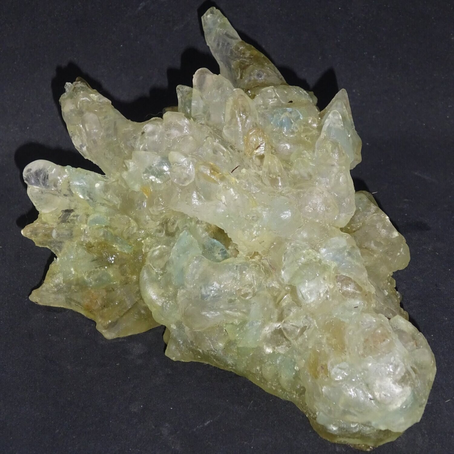 Drachenkopf aus der Neuen Zeit: Beryll
