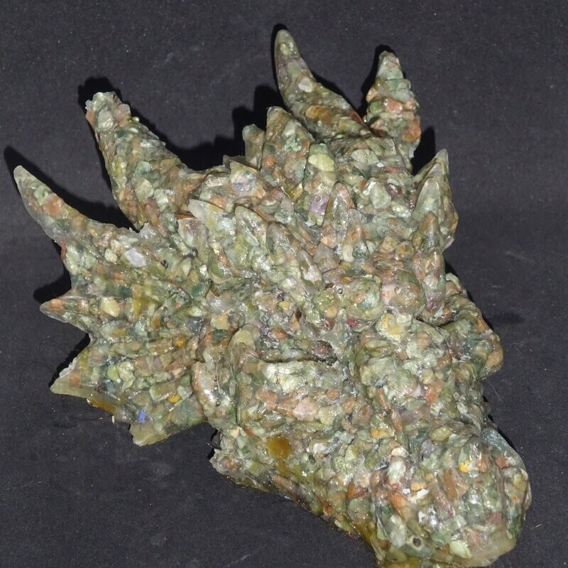 Drachenkopf aus der Neuen Zeit: Ryolith 3 Drachenkopf aus der Neuen Zeit: Ryolith 3