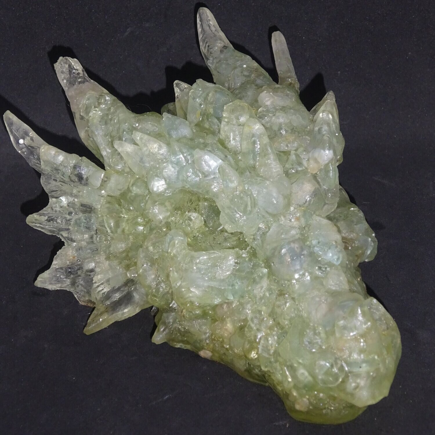 Drachenkopf aus der Neuen Zeit: Aquamarin G