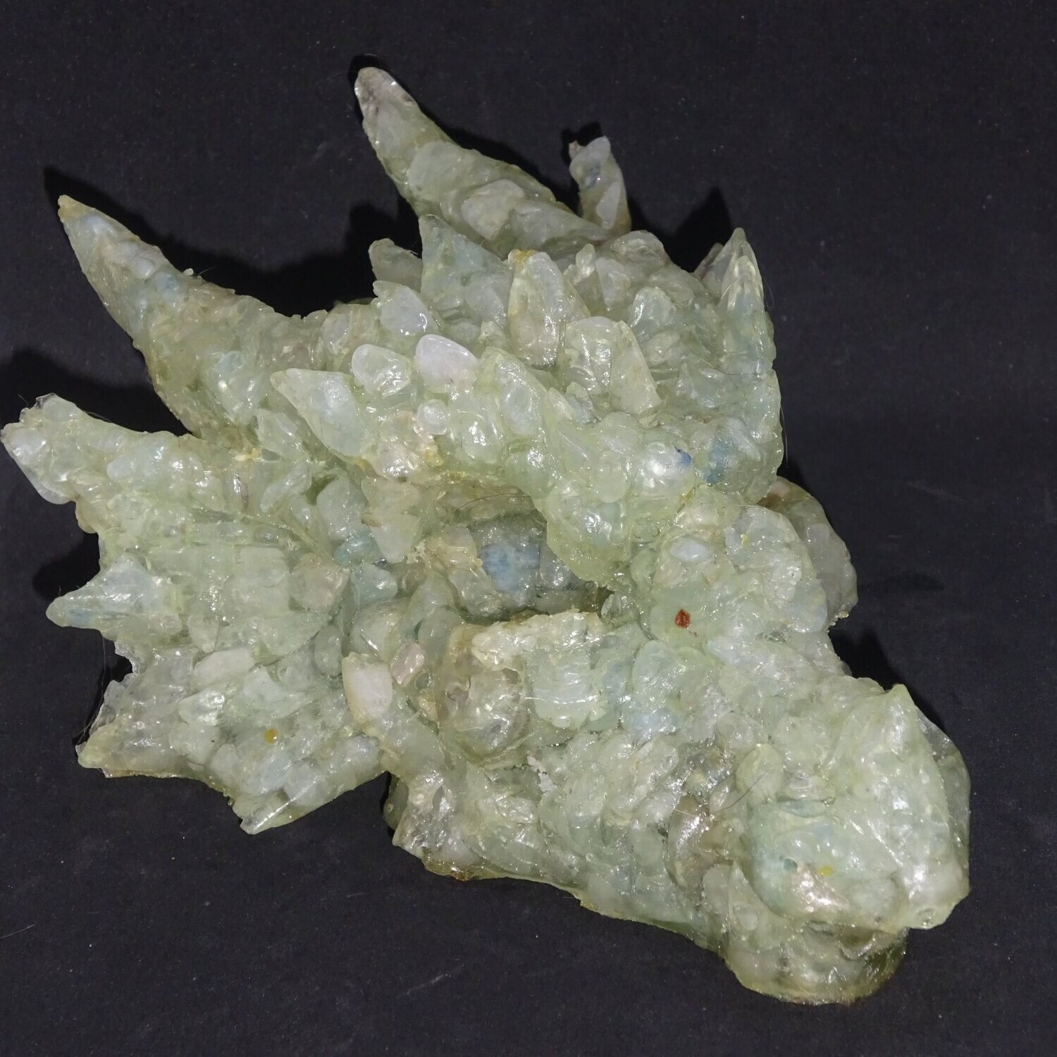 Drachenkopf aus der Neuen Zeit: Aquamarin D