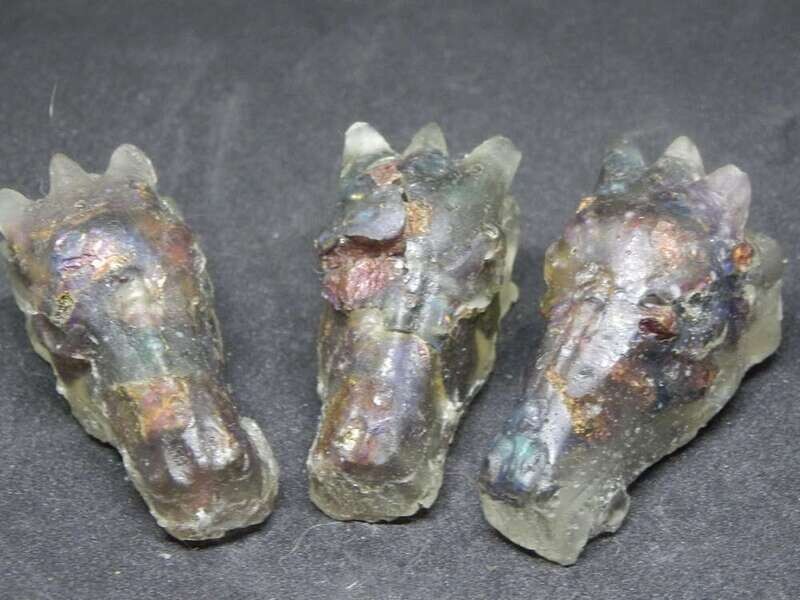 Drachenkopf: Buntkupfer, klein Drachenkopf: Buntkupfer, klein