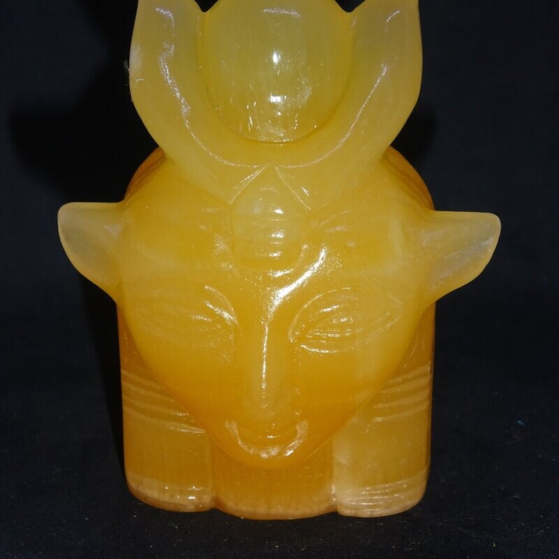 Göttin Hathor: Orangencalcit Göttin Hathor: Orangencalcit