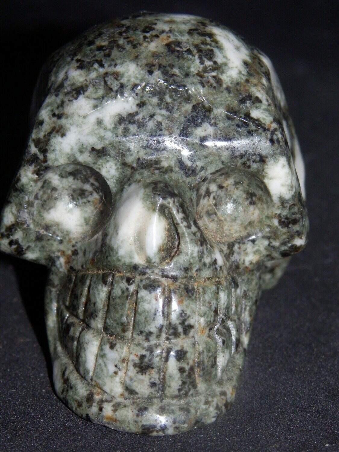 Pocket Kristallschädel: Preseli Bluestone