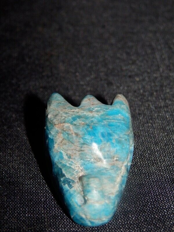 Drachenkopf: Apatit, blau