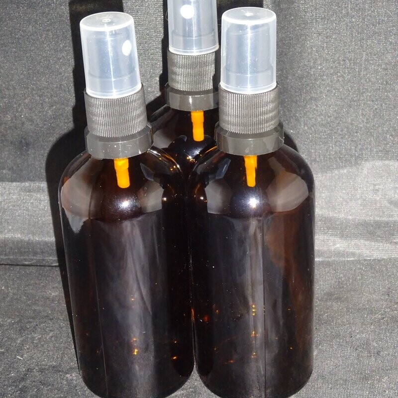 Essenz: Mondfinsternis zu jeweils 100 ml Essenz: Mondfinsternis zu jeweils 100 ml