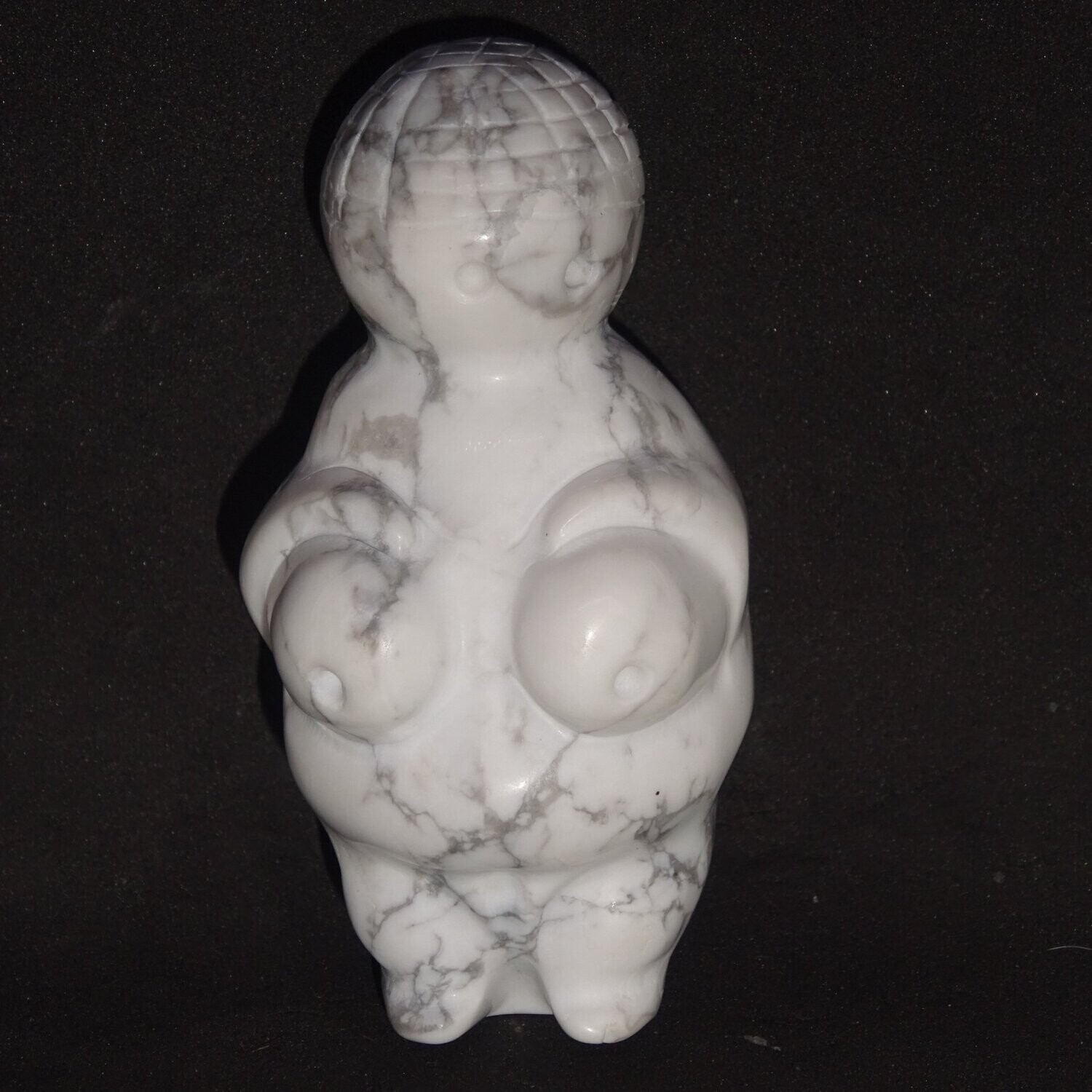 Göttin: Venus von Willendorf aus Magnesit