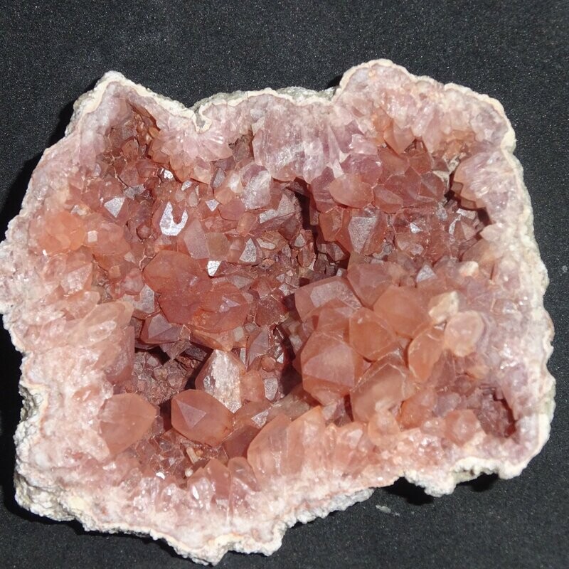 Kristalldruse: Pink Amethyst 2 Kristalldruse: Pink Amethyst 2
