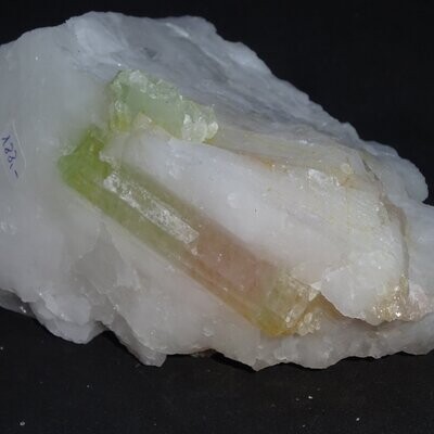 Einzelstück: Grün und Rosa Turmalin auf Bergkristall 3