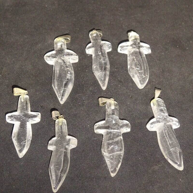 Geschmeide für den Hals: Ritual Messer aus Bergkristall, klein Geschmeide für den Hals: Ritual Messer aus Bergkristall, klein