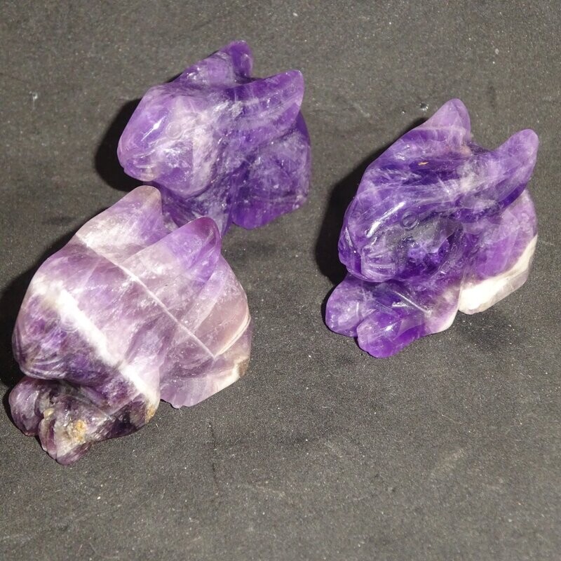 kristalliner Hase: Chevron Amethyst kristalliner Hase: Chevron Amethyst
