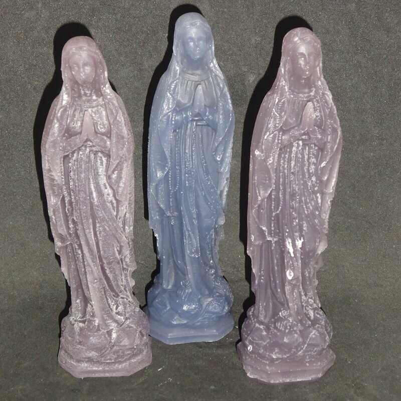 Göttin Maria: aus Wachs, bläulich -violett Göttin Maria: aus Wachs, bläulich -violett
