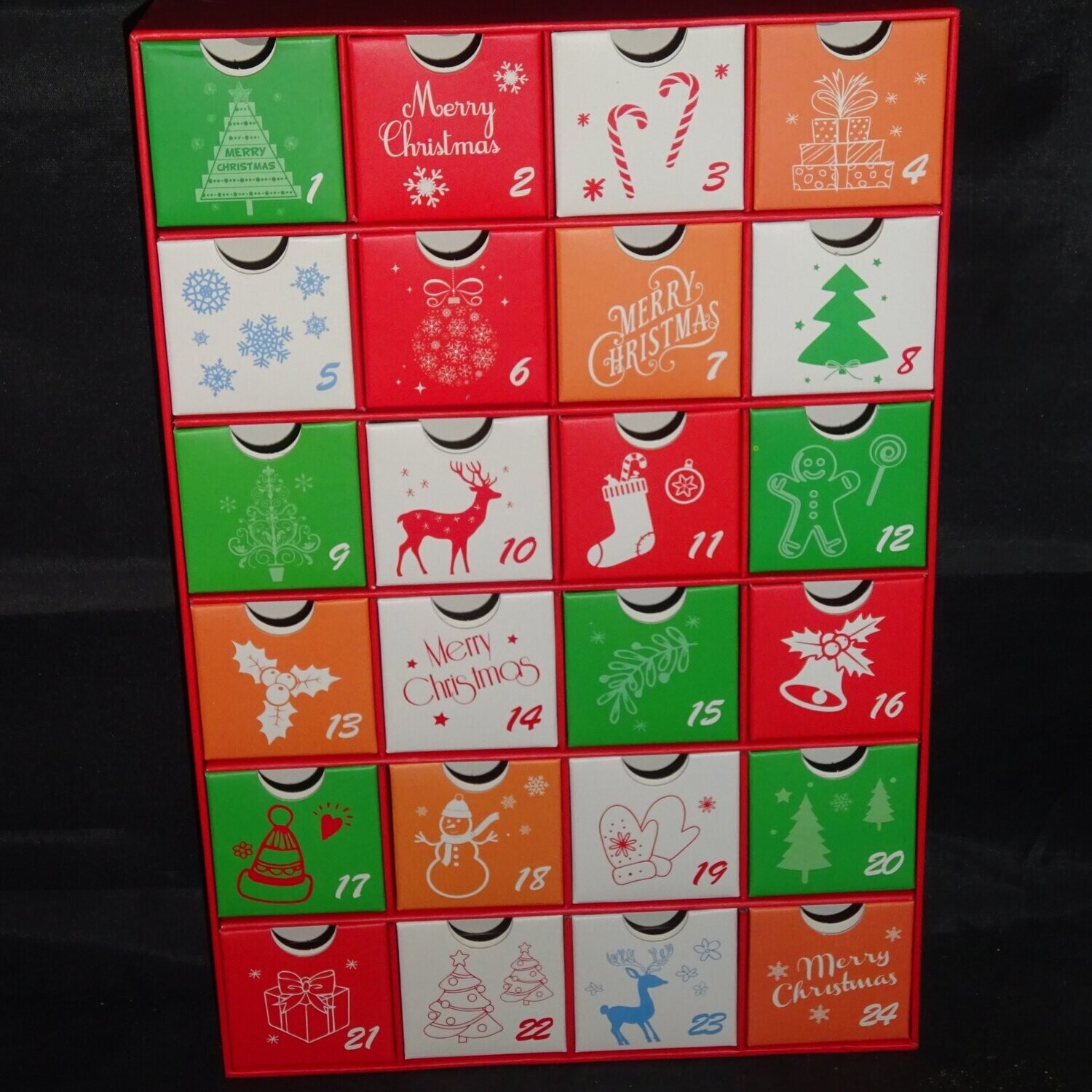 Adventskalender mit vielen Überraschungen Adventskalender mit vielen Überraschungen