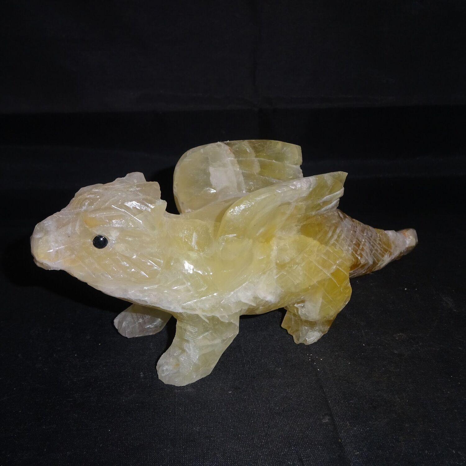 Ganzkörper Drache: gelber Fluorit