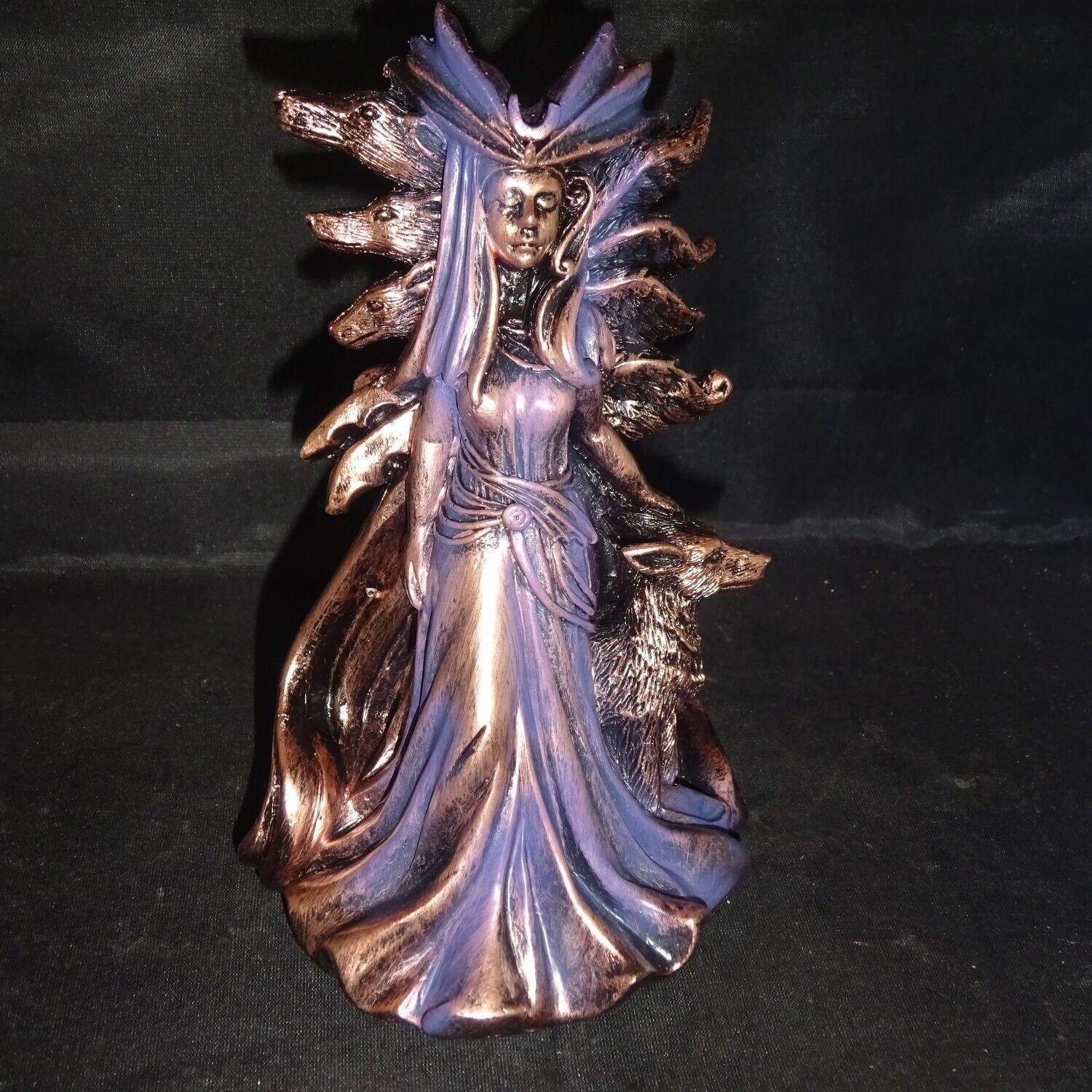 Göttin: Hekate aus Resin