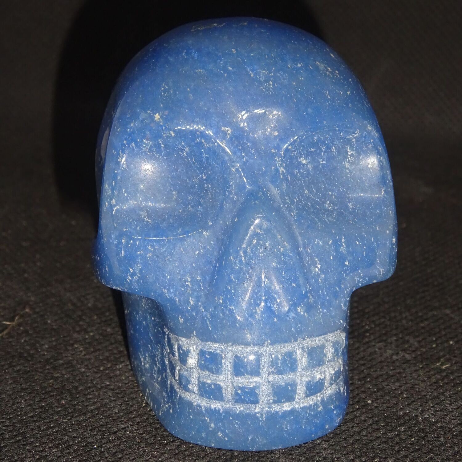 Kristallschädel: Blauquarz, mittel