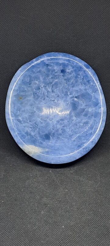 Kristallschale: blauer Calcit