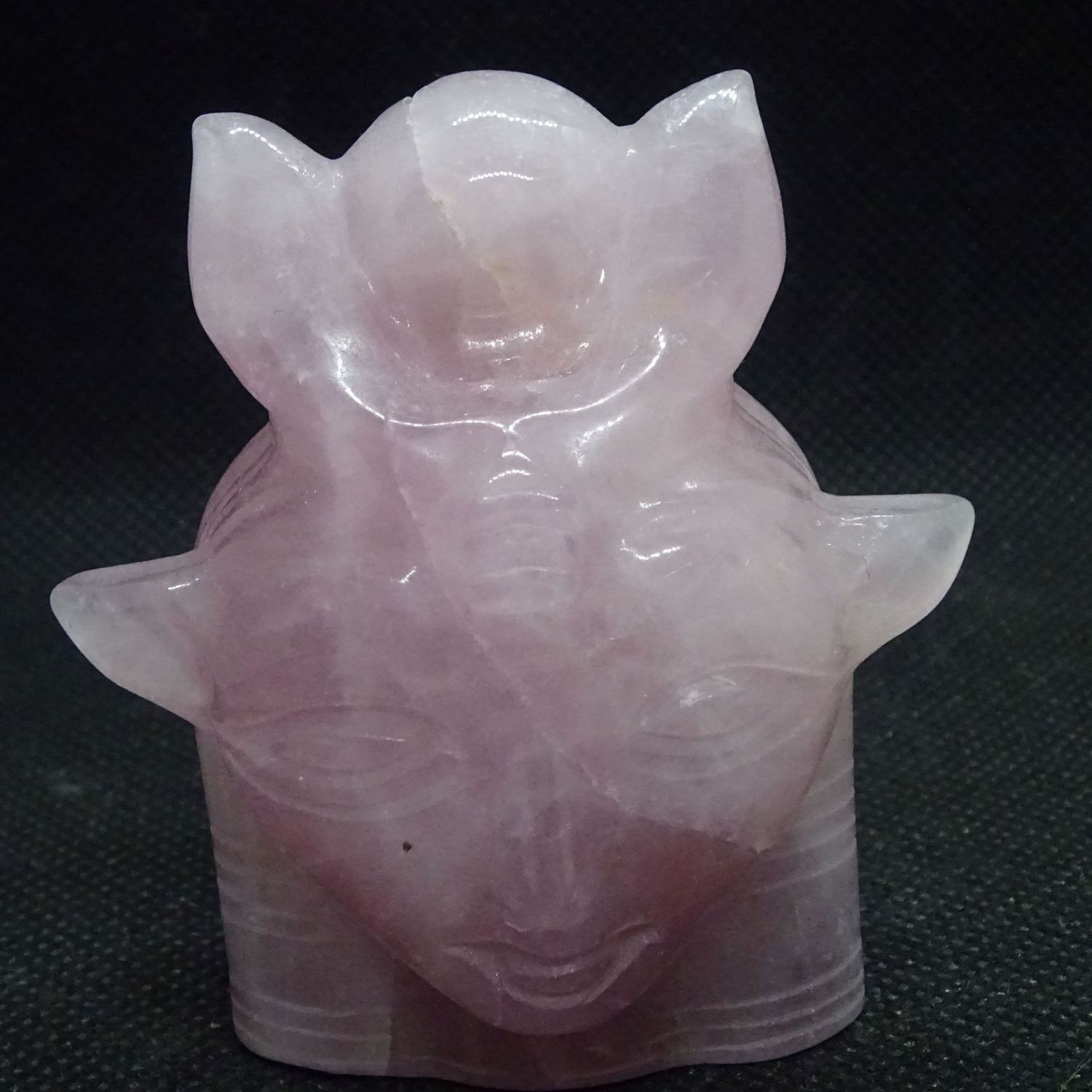 Göttin Hathor: Rosenquarz 1