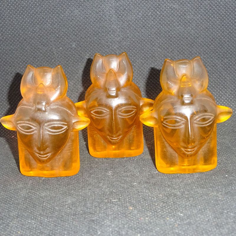 Göttin Hathor: Goldenem Kristallglas Göttin Hathor: Goldenem Kristallglas