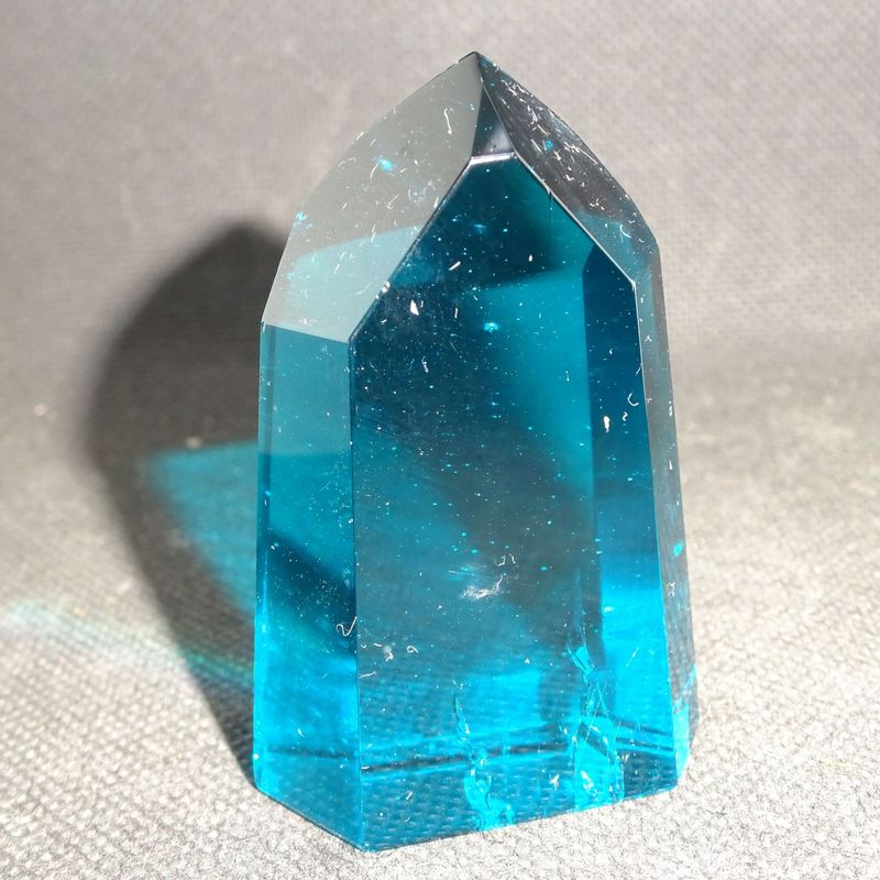 Kristallspitze: Obsidian (Kristallglas) Petrol 7 Kristallspitze: Obsidian (Kristallglas) Petrol 7