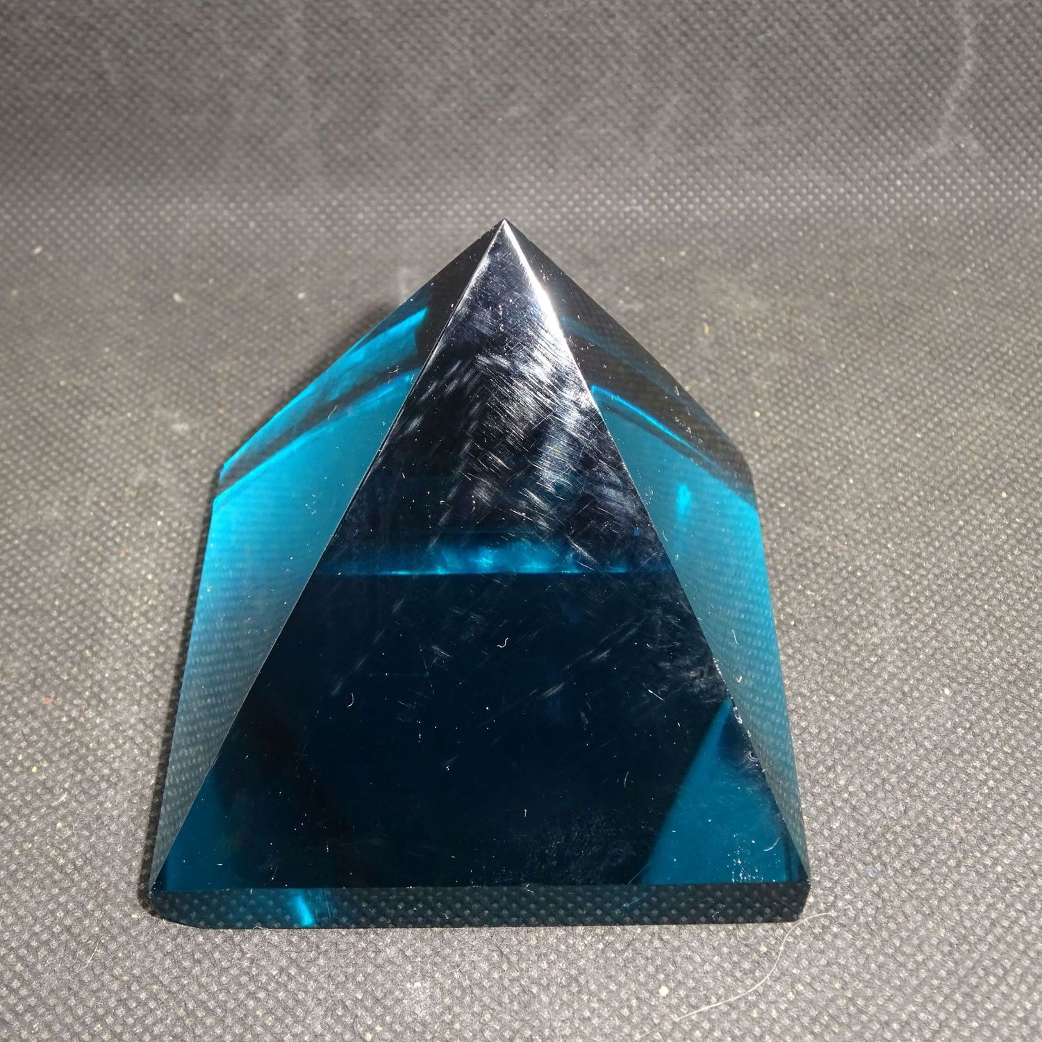 Kristallpyramide: Obsidian (Kristallglas) Petrol 3