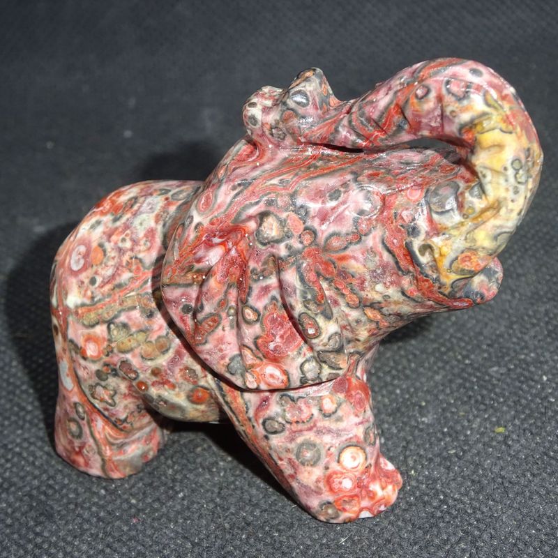 Krafttier: Elefant aus Leopardenhaut Jaspis Krafttier: Elefant aus Leopardenhaut Jaspis