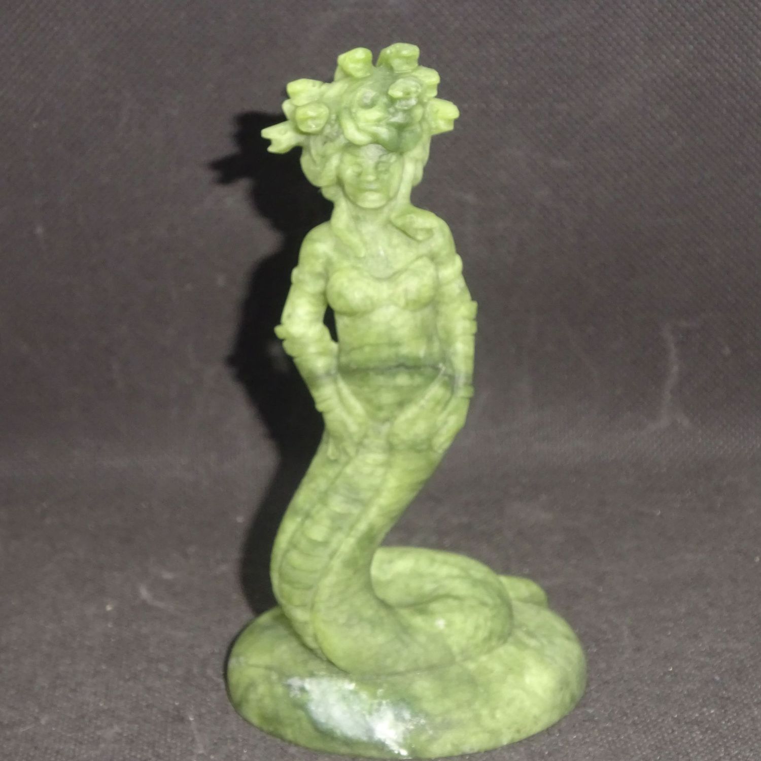Göttin Medusa: Jade, klein 3