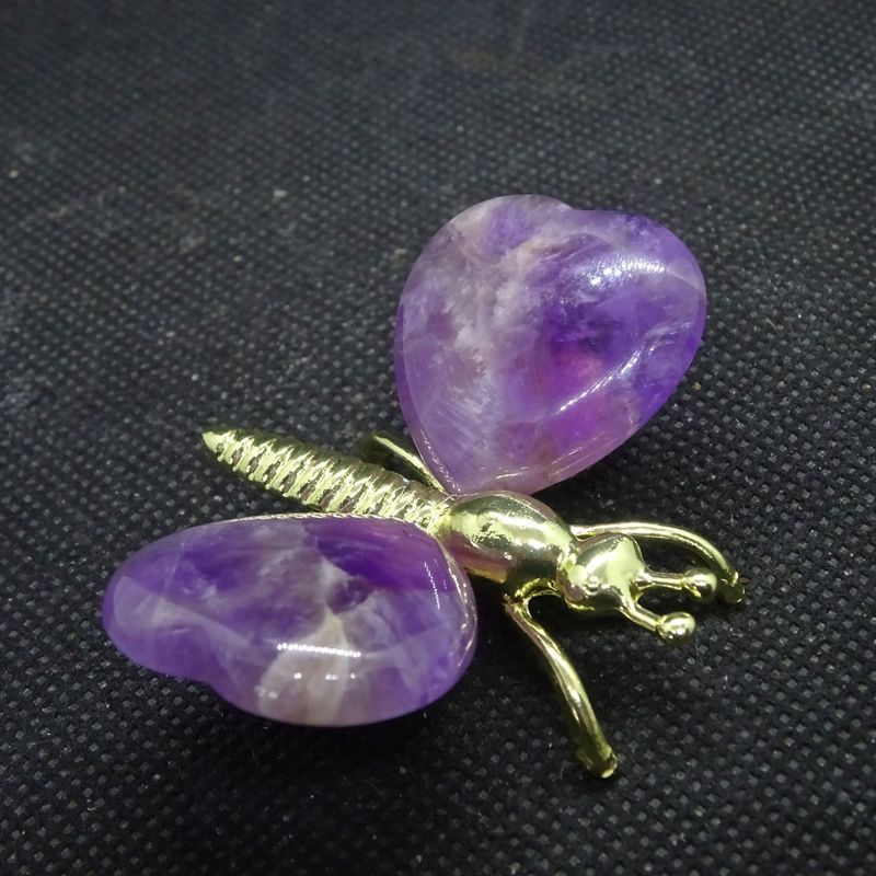 Krafttier: Schmetterling aus Amethyst Krafttier: Schmetterling aus Amethyst