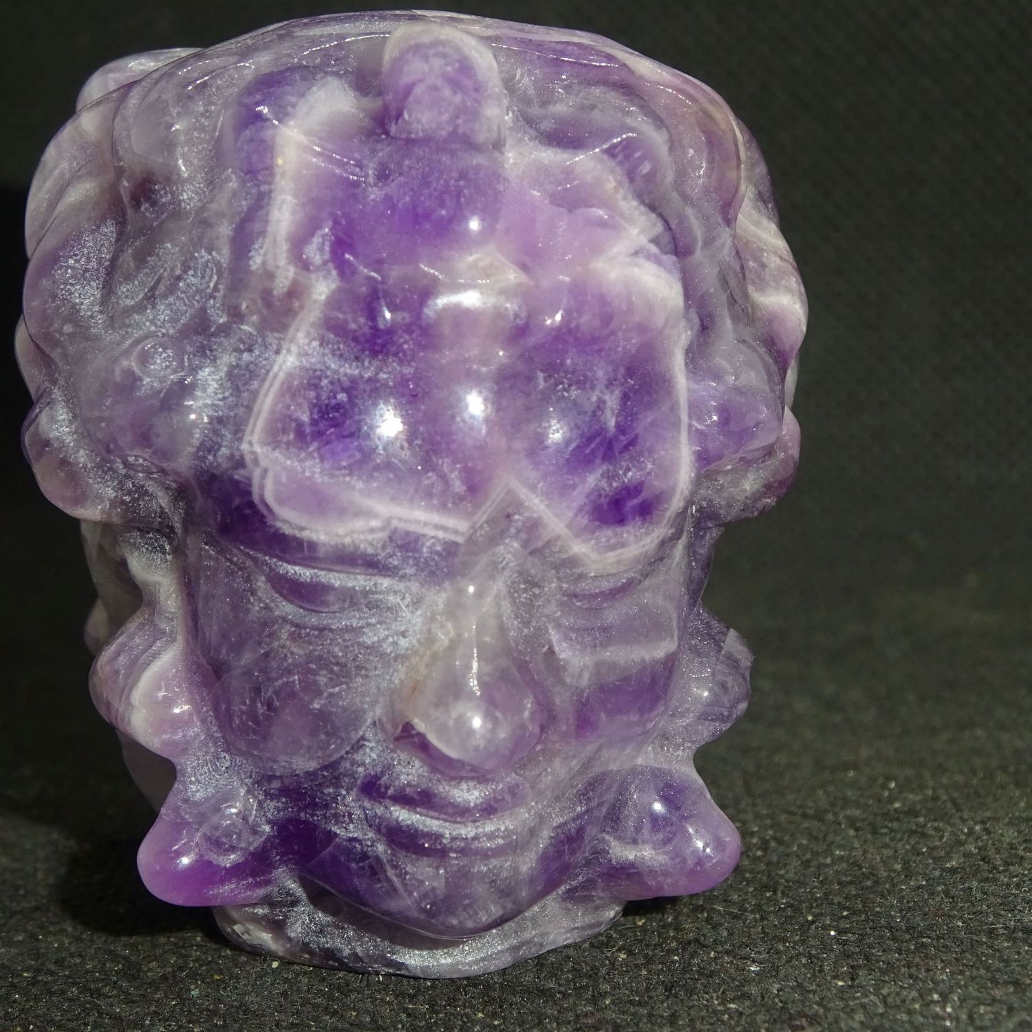 Göttin Medusa: Chevron Amethyst