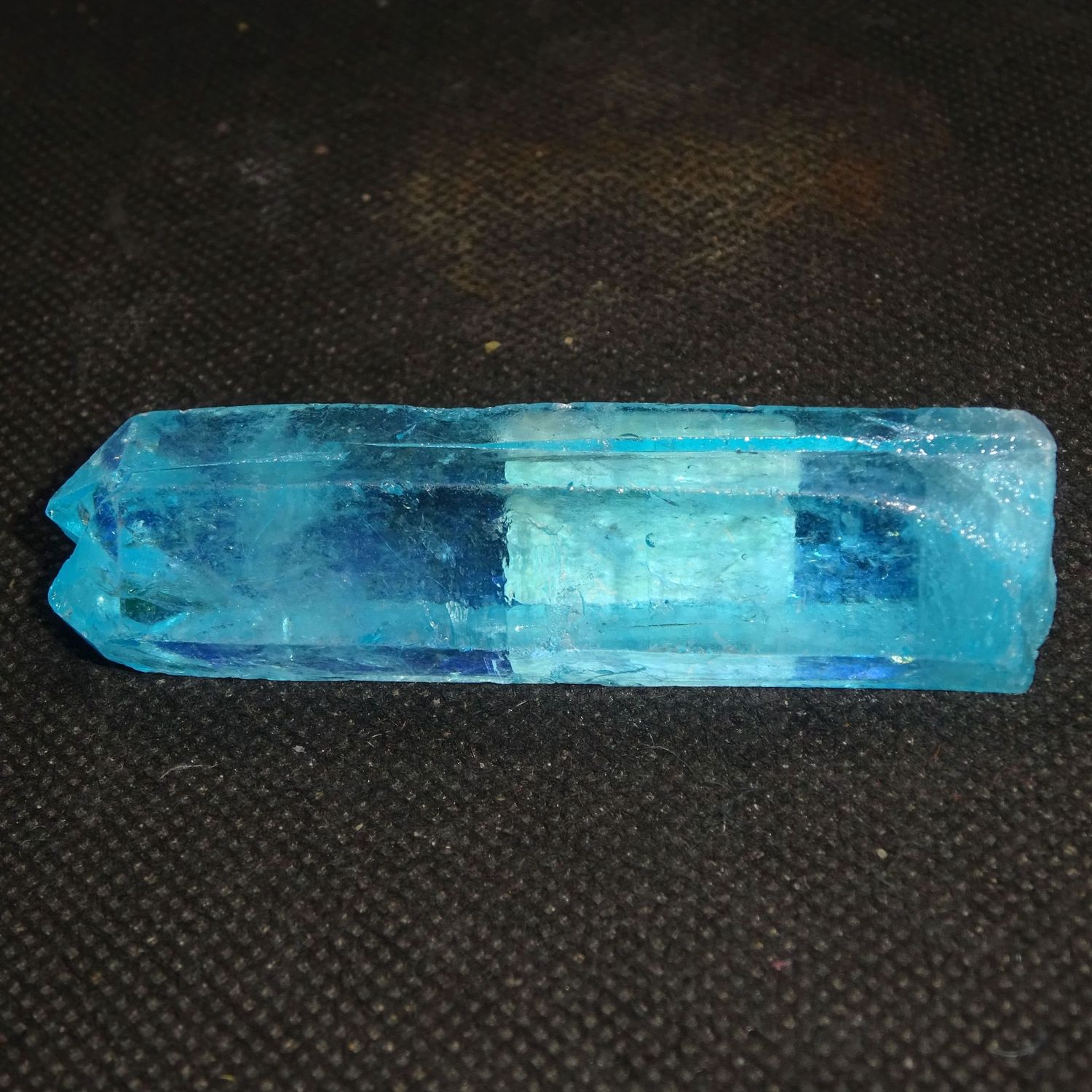 Kristallspitze: Aqua Aura Quarz 4