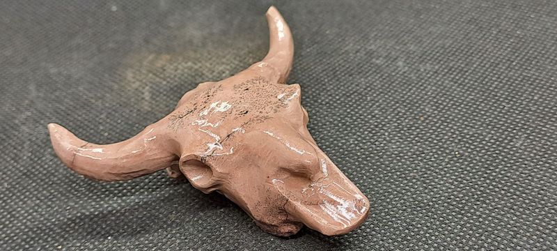 Kristallschädel: Büffelschädel aus Rhodonit 2 Kristallschädel: Büffelschädel aus Rhodonit 2