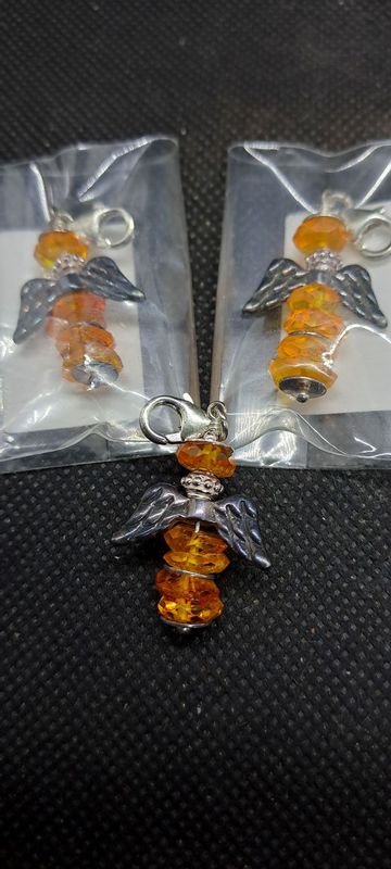 Engel Anhänger: Bernstein II Engel Anhänger: Bernstein II