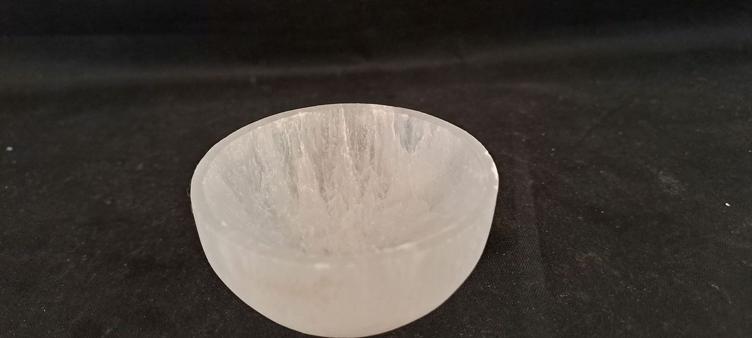 Kristallschale: Selenit, weiß