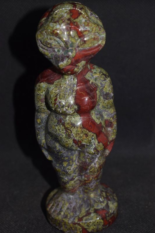 Urmutter: Drachenblutjaspis 1