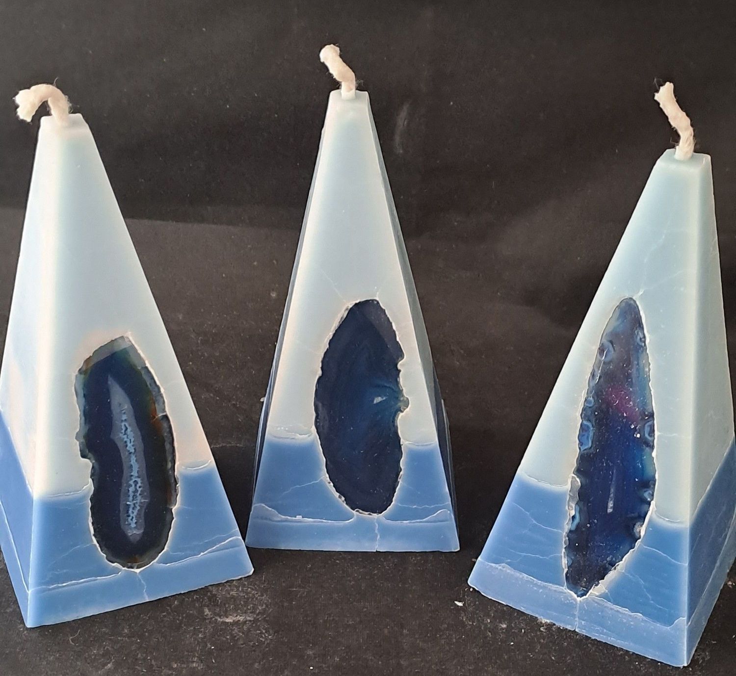 "Kerzenpaket": Pyramide mit Achat