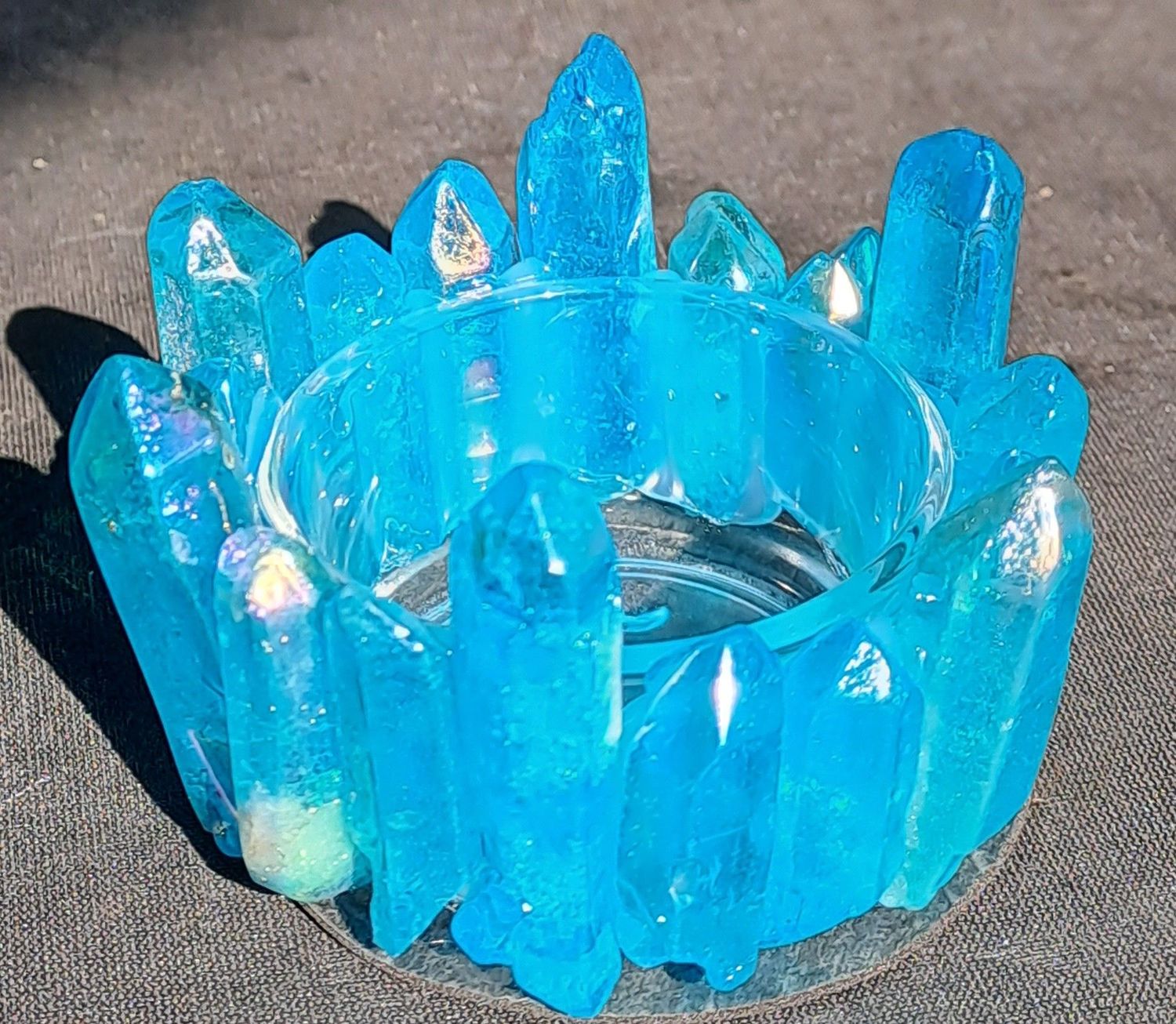 Kristalliner Teelichthalter: Aqua Aura Spitzen