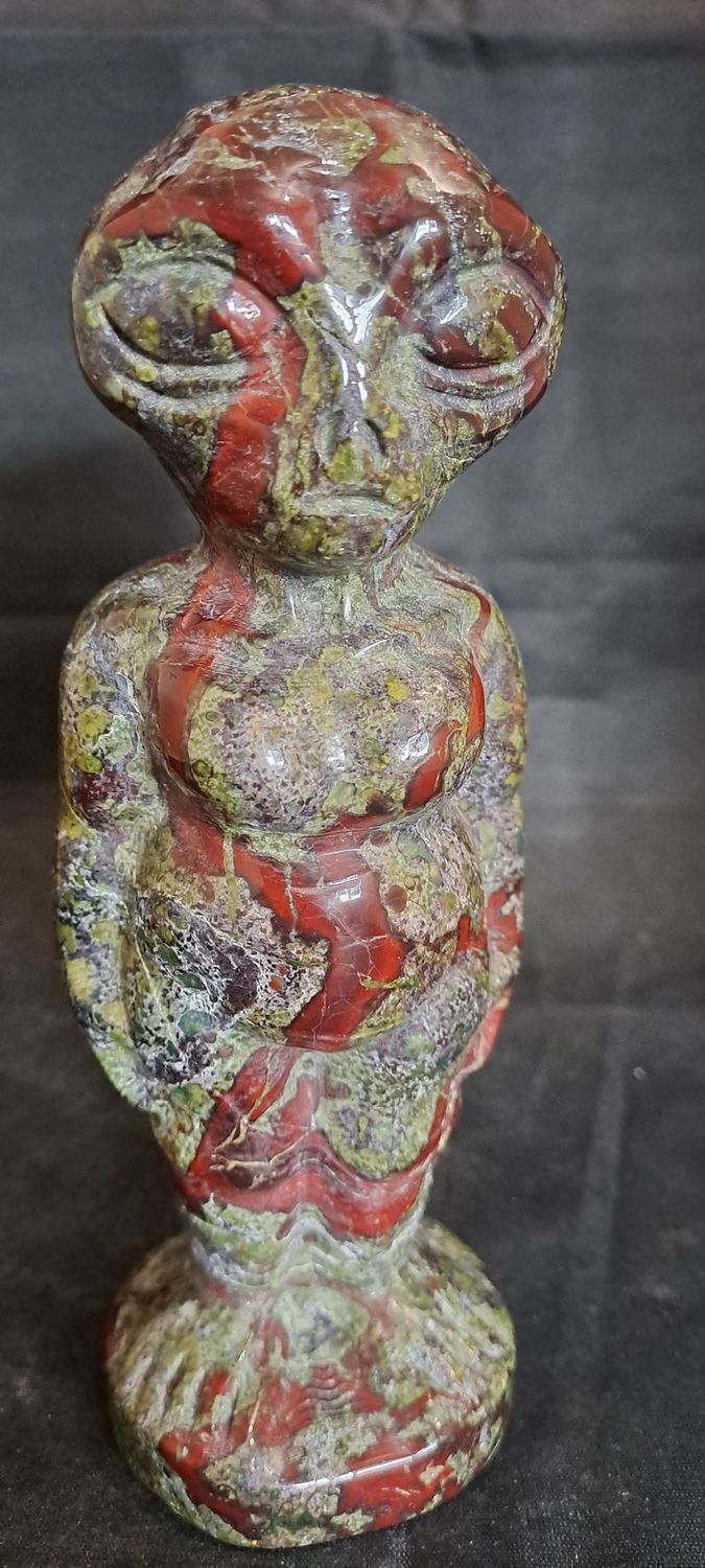 Urmutter: Drachenblutjaspis 2