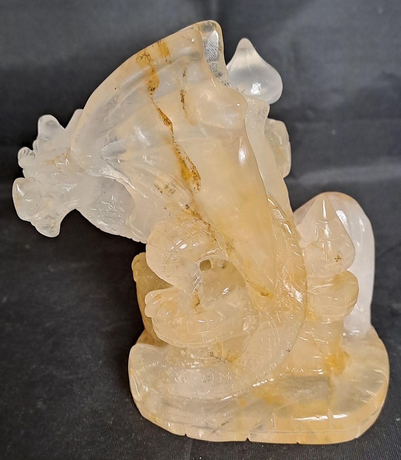 Ganzkörperdrache: Golden Healer Quarz 1 Ganzkörperdrache: Golden Healer Quarz 1